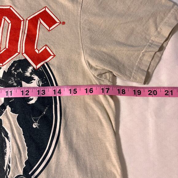 AC/DC Highway to Hell Concert T-Shirt - Small Classic Rock & Roll tan - Picture 5 of 9